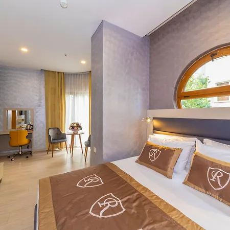 Stayso By Cloud7 Hotel 4*