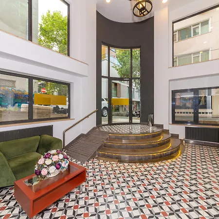 Stayso By Cloud7 Hotel 4*