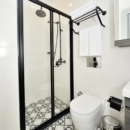 Stayso By Cloud7 Hotel 4*