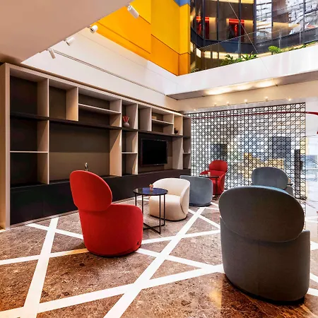 Ibis Styles Merter 5*