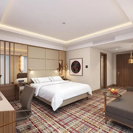 Hotel Moevenpick Airport 5*