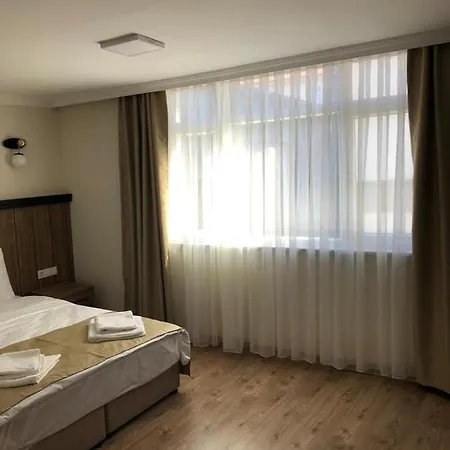 La Pera Отель 3*