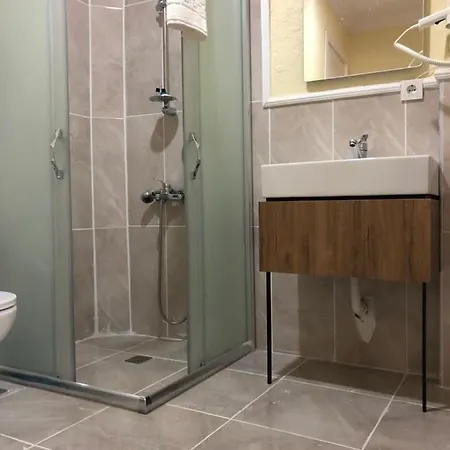 Отель La Pera 3*