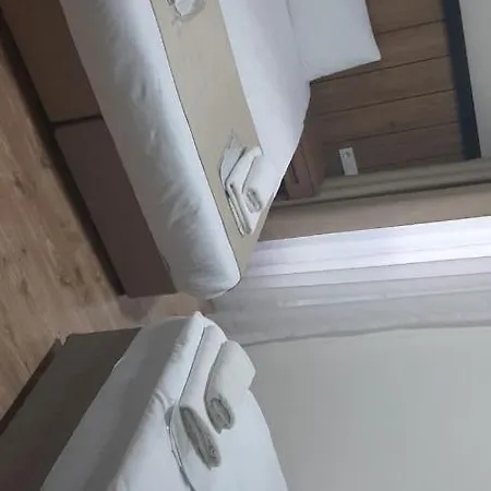 La Pera Отель 3*