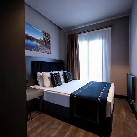 Menalo Premium Airport Estambul