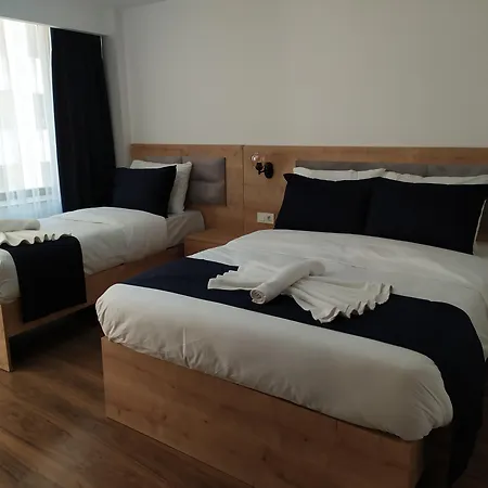 Golden Street 3*