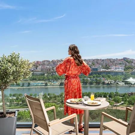 Moevenpick Golden Horn Hotel 5*