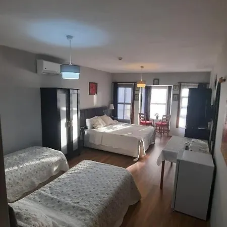 Galata Life Guest house 3*