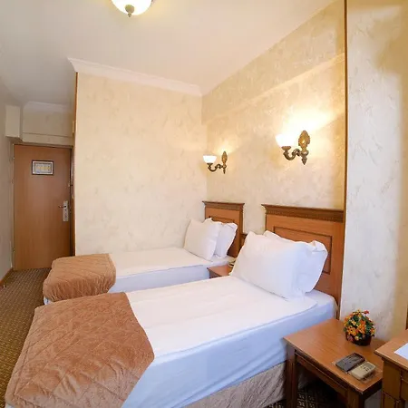 Grand Unal Hotel