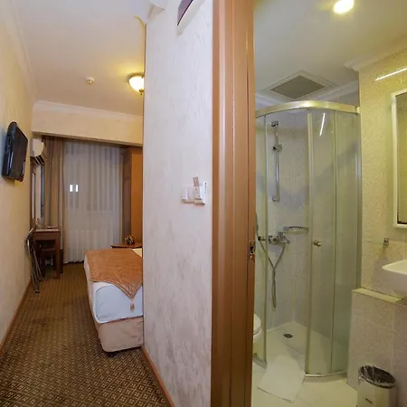 Hotel Grand Unal Estambul