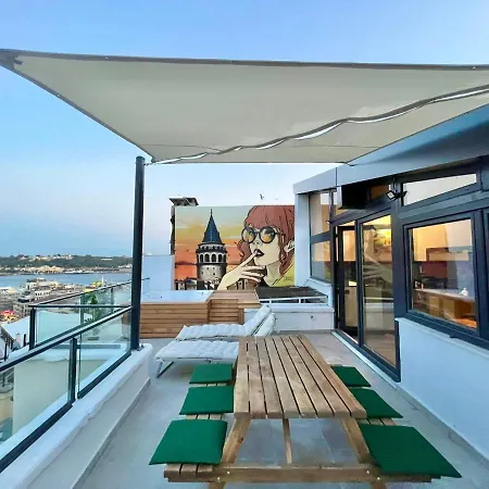 Marvelous Flat With Jacuzzi Near Galata Tower Apartment