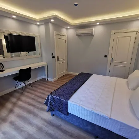 Luxx Garden Hotel 3*