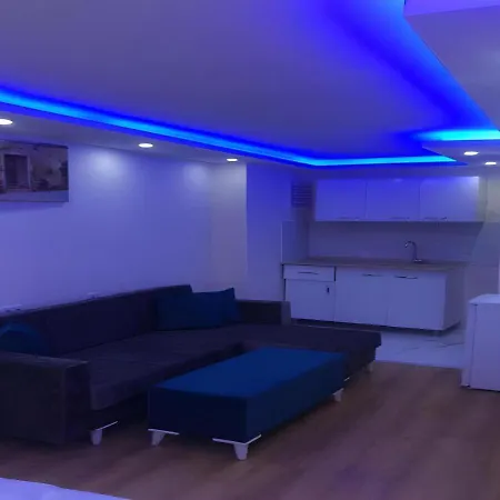 Hotel Blue Royal