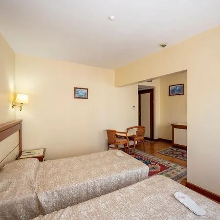 Erdal Hotel 3*