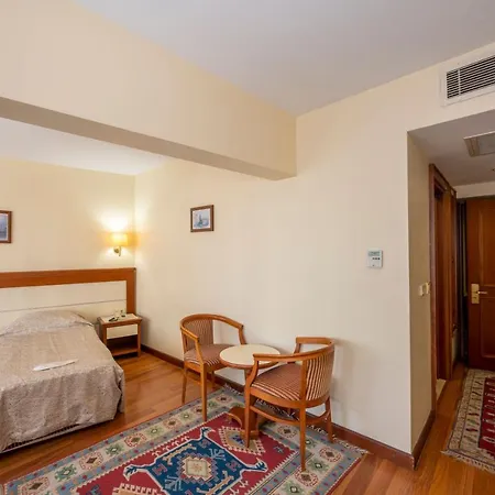 Erdal Istanbul