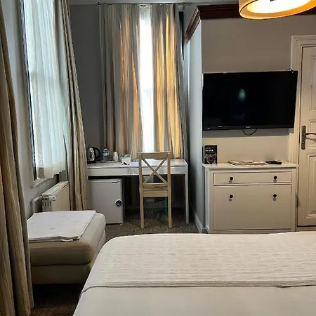 Klein Cihangir Pera Hotel 4*
