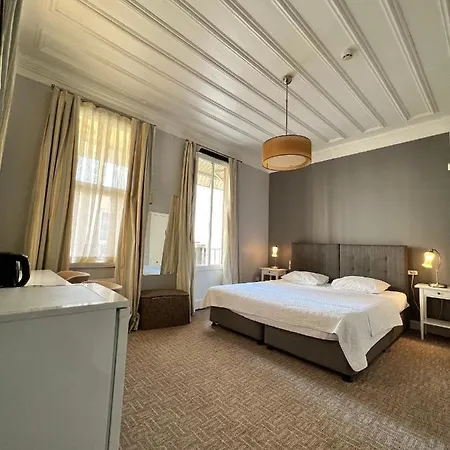 Klein Cihangir Pera Istanbul