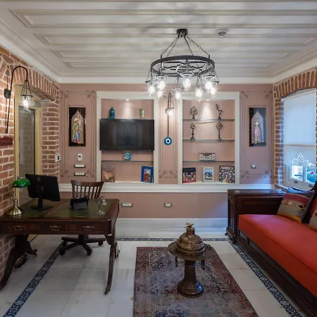 Turkish House Szálloda *
