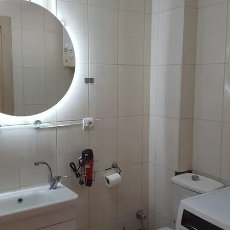 1+1 W/netflix Close To Taksim, Nisantasi, Bomonti