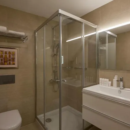 Apartment The Superior Living Batisehir *
