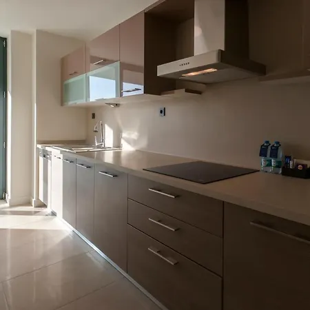 The Superior Living Batisehir Apartment