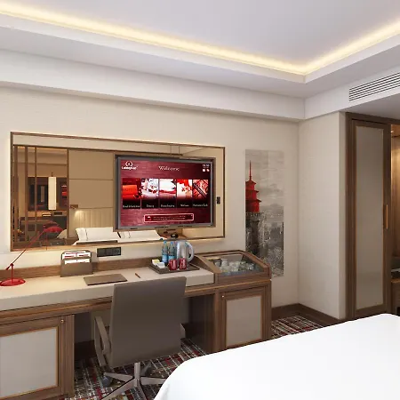 Hotel Moevenpick Airport 5*