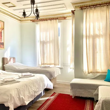 Hotel apartamentowy Golden *