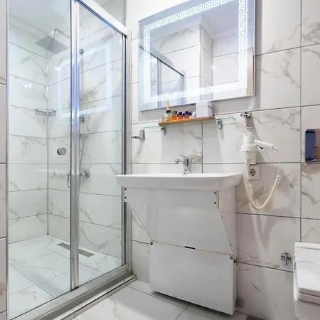 Bakirkoy Hotel *