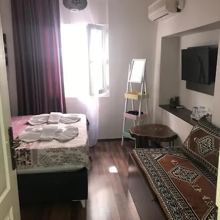 Bed & Breakfast Marmara House&apartments