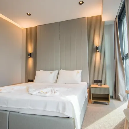 Hotel Sherlock Homes 4*