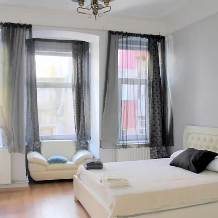 For Those Who Want To Be Close To Beyoglu Istiklal Street Apartment