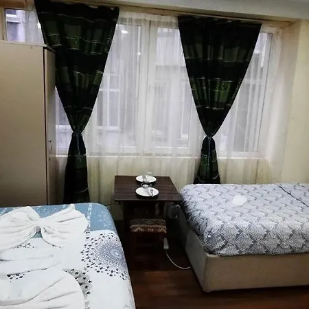 Kayan Apart 2 * Istanbul
