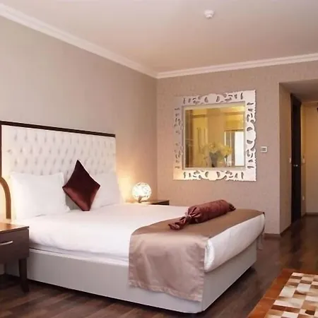 Crowne Plaza - Ortakoy Bosphorus By Ihg Hotel