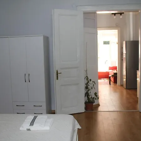 Apartment For Those Who Want To Be Close To Beyoglu Istiklal Street