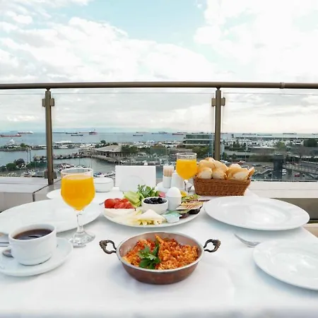 Aura Marina Hotel