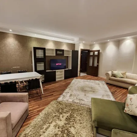 Large 4-bedroom Gem Behind Cevahir Mall, Sisli * Istanbul