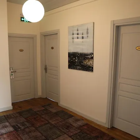 Gen Hotel 2*