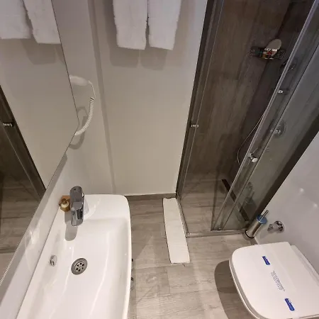 10m2 Auberge de jeunesse *