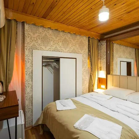 Hotel Candy *