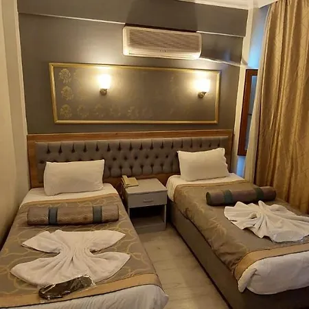Paris Cafe Restaurant Hotel *