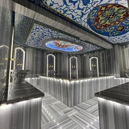 Azra Sultan & 伊斯坦布尔