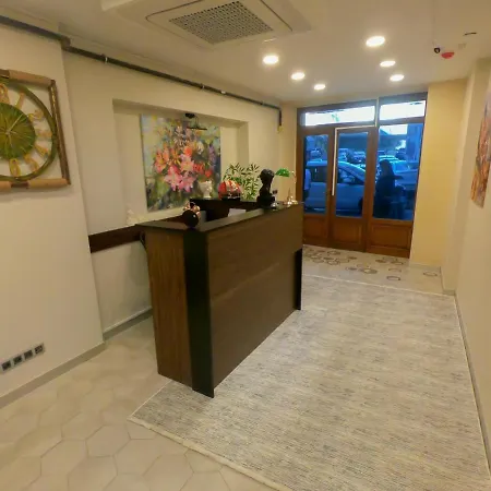 Hotel Rafinn