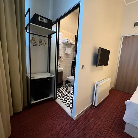 Hotel Rafinn *