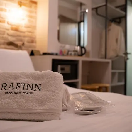 فندق Rafinn *