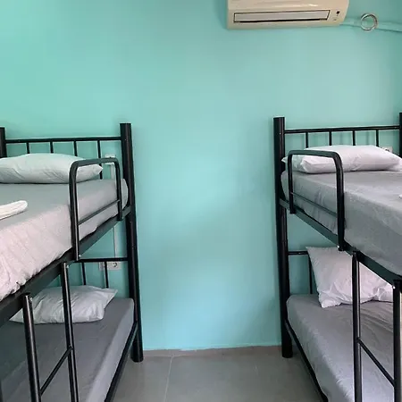 Hostel Kaki