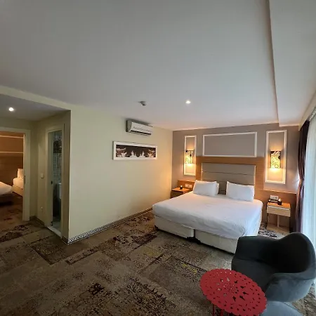 Hotel Seasons 4*