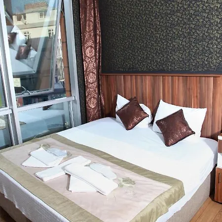 Garden Hill Hotel *