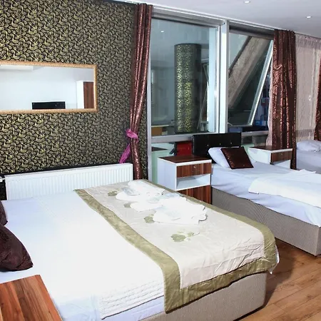Hotel Garden Hill *