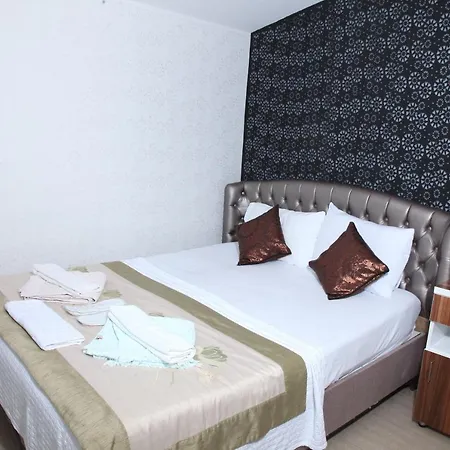 Garden Hill Hotel *