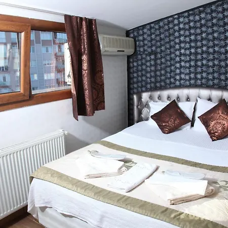 Hotel Garden Hill *